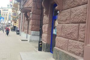 комерційна за адресою Басейна вул., 19/1д