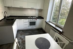 квартира по адресу Ревуцкого ул., 25