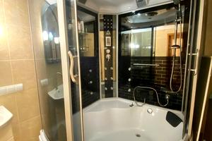 квартира по адресу Дмитра Яворницького ул., 2Б