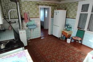 будинок за адресою Юності
