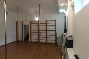комерційна за адресою Роксоляни вул., 61