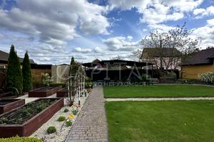 будинок за адресою Квіткова вул., 2