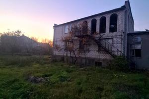 будинок за адресою лінія 42-га вул.