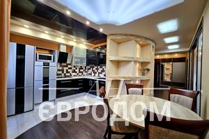 квартира по адресу Старицкого ул., 23а