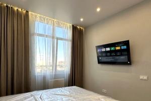 квартира за адресою Краснова вул., 4