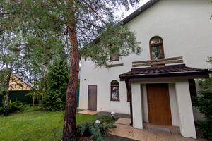 комерційна за адресою Максима Рильського вул., 19