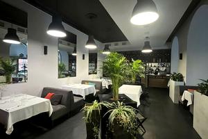 комерційна за адресою Пилипа Орлика вул., 6