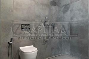 комерційна за адресою Антоновича вул. (Горького), 7
