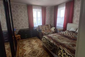 будинок за адресою Академіка Амосова вул.