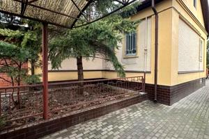 будинок за адресою Українська вул.
