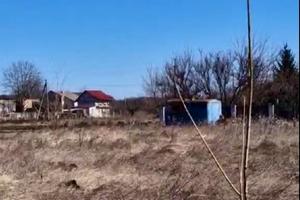 участок по адресу Вишнева