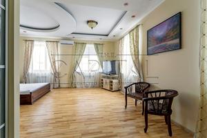 будинок за адресою Лобановського вул.