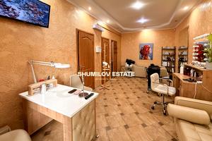 комерційна за адресою Івана Франка вул., 21