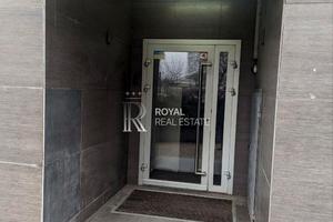 комерційна за адресою Казимира Малевича вул. (Боженка), 83