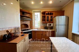 будинок за адресою с. Осещина, 2 Садова, 1