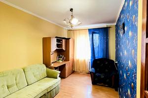 квартира за адресою Коломийська вул., 12