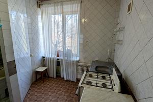 квартира за адресою Харків, майдан Захисників України пл. (Повстання), 1