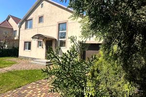 будинок за адресою Горіхова вул., 44