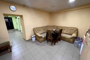 комерційна за адресою Базарна вул., 73