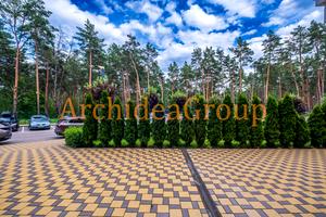 комерційна за адресою Прорізна вул., 15