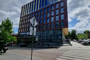 комерційна за адресою Паторжинського вул., 22