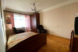 квартира за адресою Депутатська вул., 32