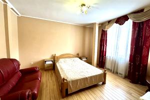 коммерческая по адресу Червоной Калины просп., 79