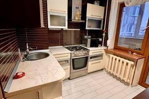 квартира за адресою Академіка Корольова вул., 74б