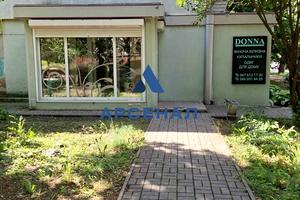 комерційна за адресою Михайла Гончаренка вул., 27