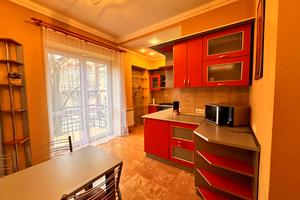 квартира за адресою Дорошенка вул., 5