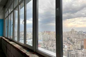 коммерческая по адресу Днепровская набережная ул., 14