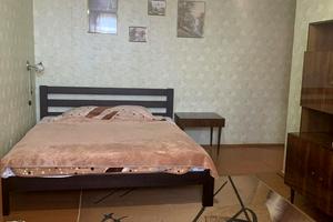 квартира за адресою Валентинівська вул. (Блюхера), 26а