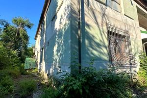 коммерческая по адресу Новокрымская ул., 43
