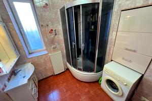 будинок за адресою Юхима Геллера вул. (Жовтневої Революції)