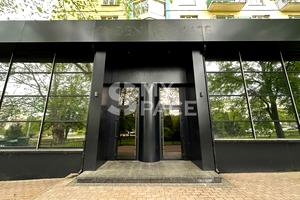 коммерческая по адресу Голосеевский просп. (40-летия Октября), 93