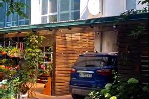 будинок за адресою с. Кожухівка, Вишнева вул.