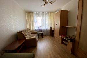 квартира за адресою Патріарха Мстислава Скрипника вул., 9