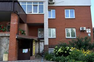 комерційна за адресою Бровари, Грушевського вул., 21