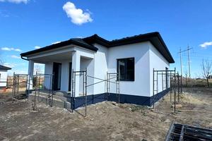 будинок за адресою с. Біла Криниця, масив Київський
