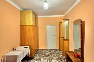 квартира за адресою Воскресенська вул., 14