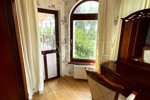 будинок за адресою Київ, Березнева вул., 35