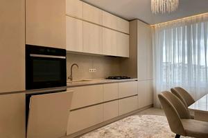 квартира по адресу Степана Бандеры ул., 77-Б