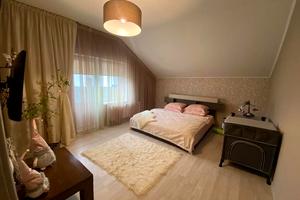 будинок за адресою Радісна