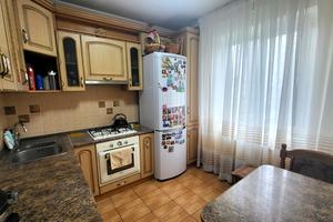 квартира за адресою Курсанта Єськова вул., 14