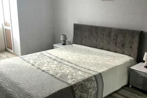 квартира за адресою Анни Ахматової вул., 48