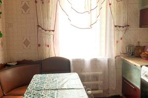 квартира за адресою 12 Продольна, 1а