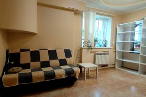 комерційна за адресою Шишкарівська вул., 2