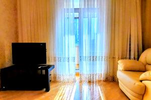 квартира за адресою Панаса Мирного пров., 3