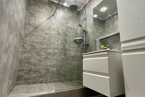 квартира за адресою Академіка Сахарова вул., 26
