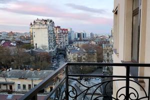 квартира за адресою Карантинна вул., 22